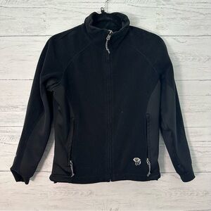 Mountain hardware boys fleece size 6